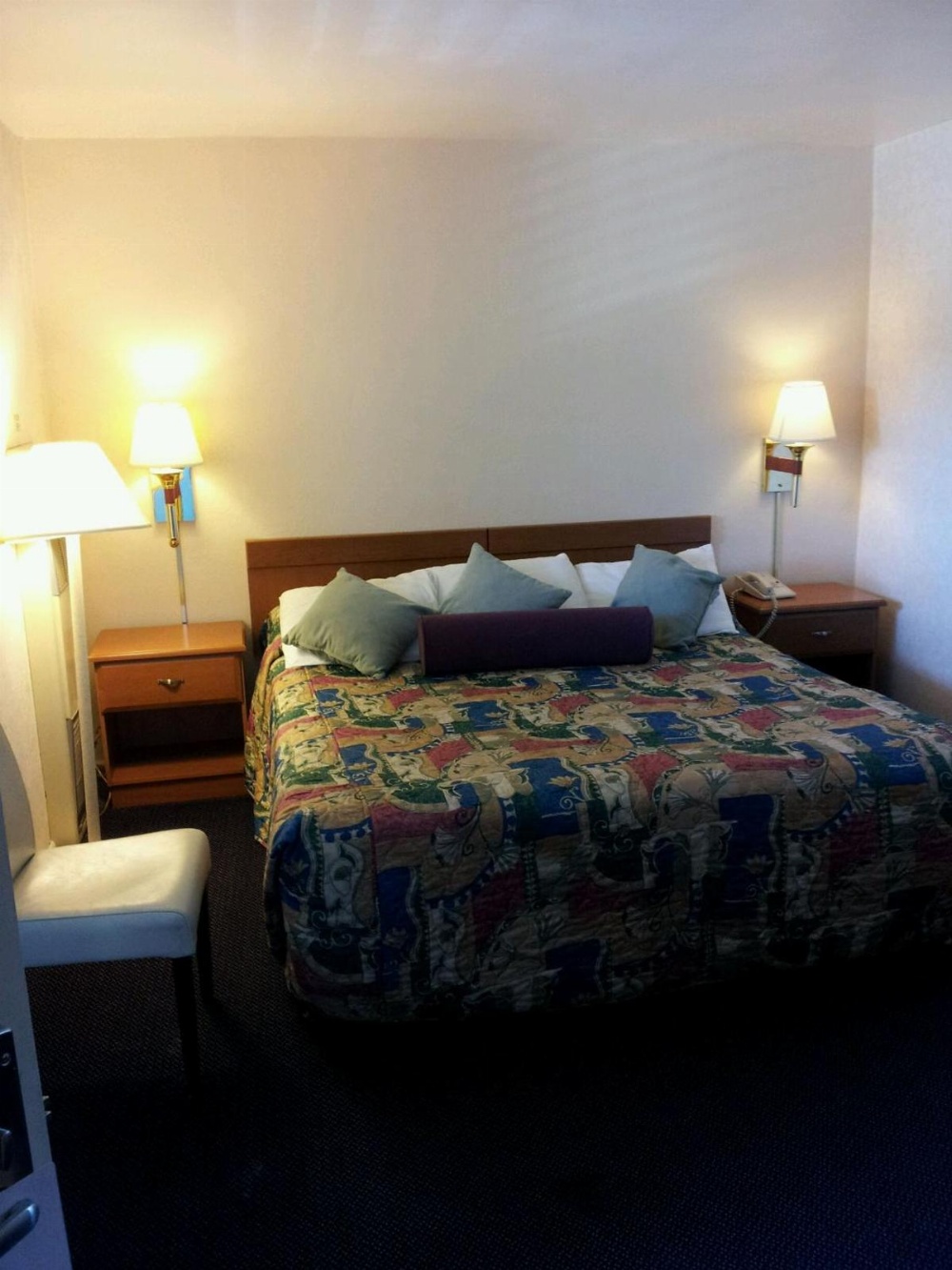 Town House Motel Image 20
